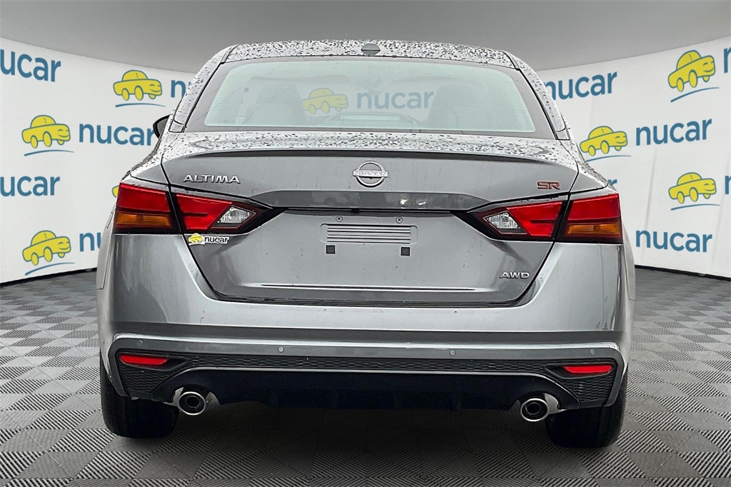 2025 Nissan Altima 2.5 SR photo 5