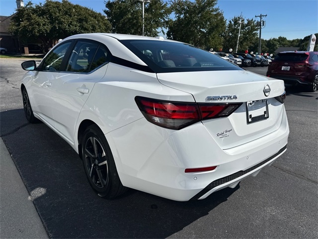 2024 Nissan Sentra SV photo 5