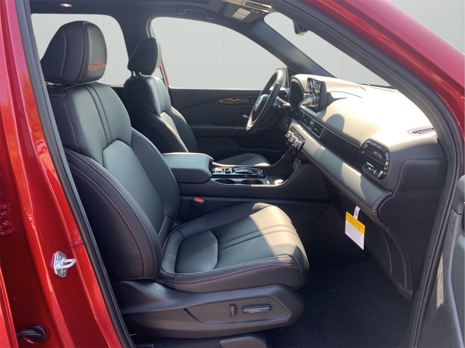 2025 Honda Pilot TrailSport photo 22