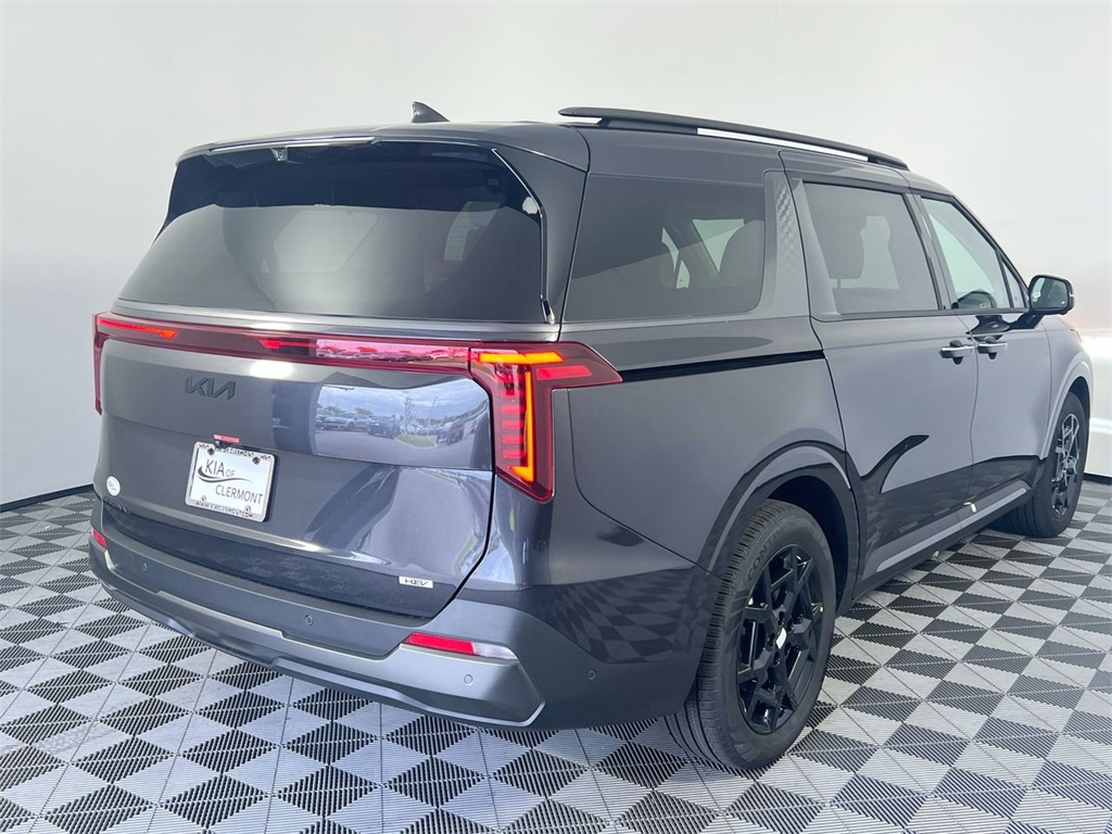 2026 Kia Carnival SX Prestige photo 3