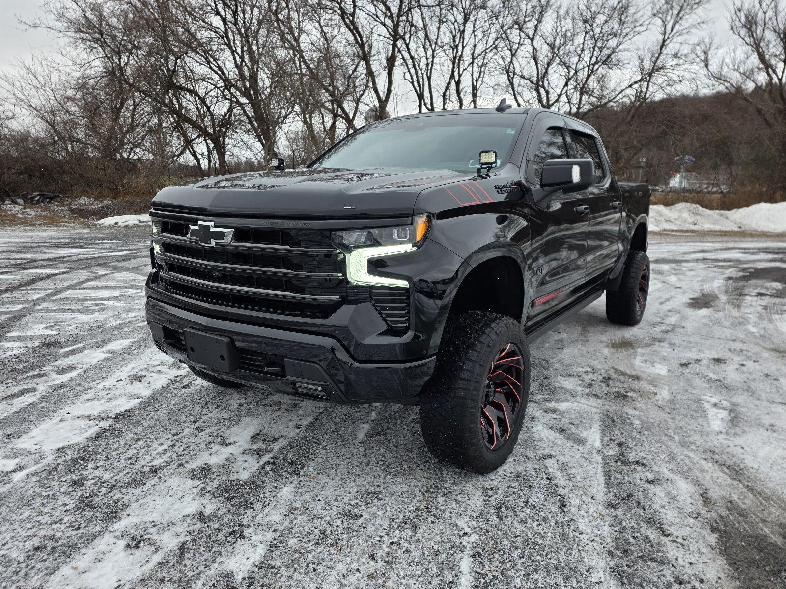 2024 Chevrolet Silverado 1500 High Country's photo