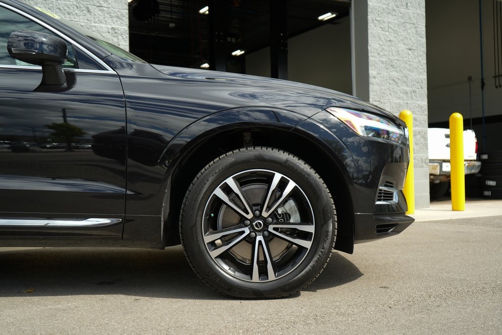 2021 Volvo XC60 Recharge Hybrid T8 Inscription Expression photo 6