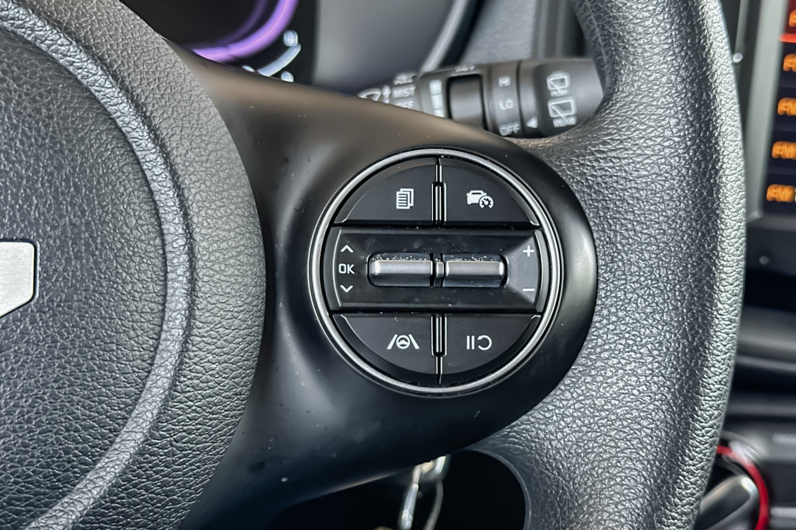 2023 Kia Soul LX photo 24