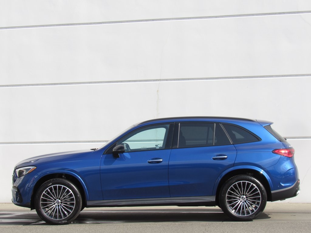 2026 Mercedes Benz GLC 300 4MATIC photo 3