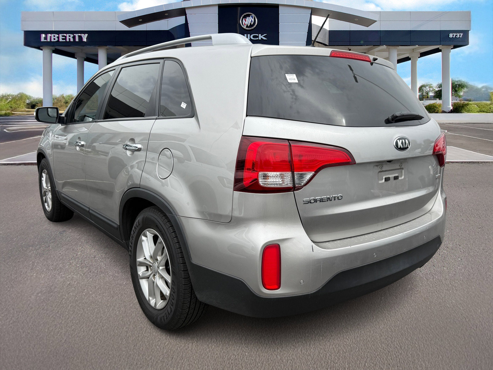 2014 Kia Sorento LX photo 2