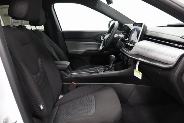 2025 Jeep Compass Sport photo 14