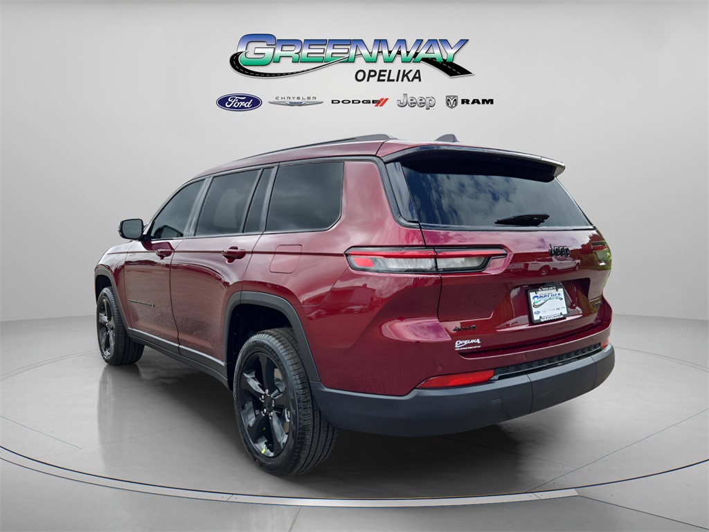 2025 Jeep Grand Cherokee Limited photo 2