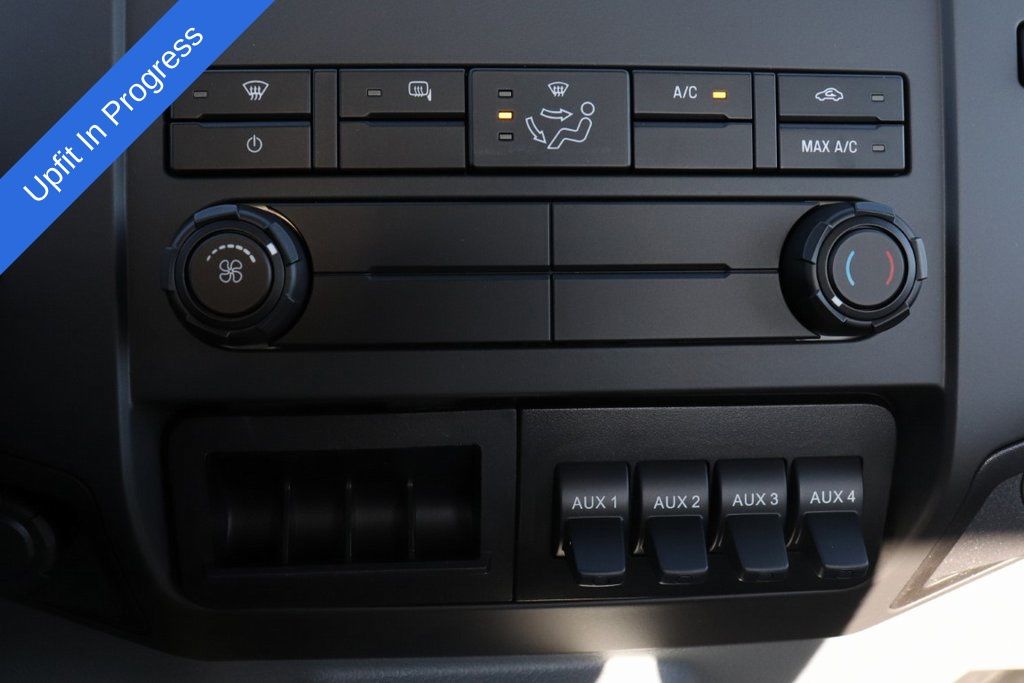 2026 Ford F-750 photo 11
