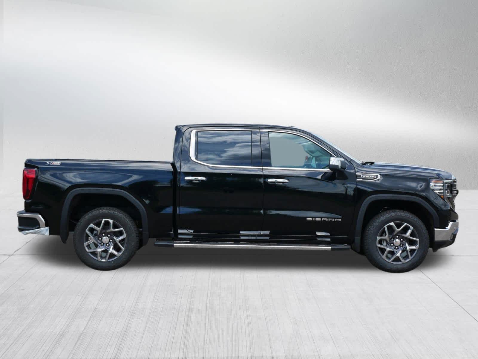 2025 Gmc Sierra SLT photo 6