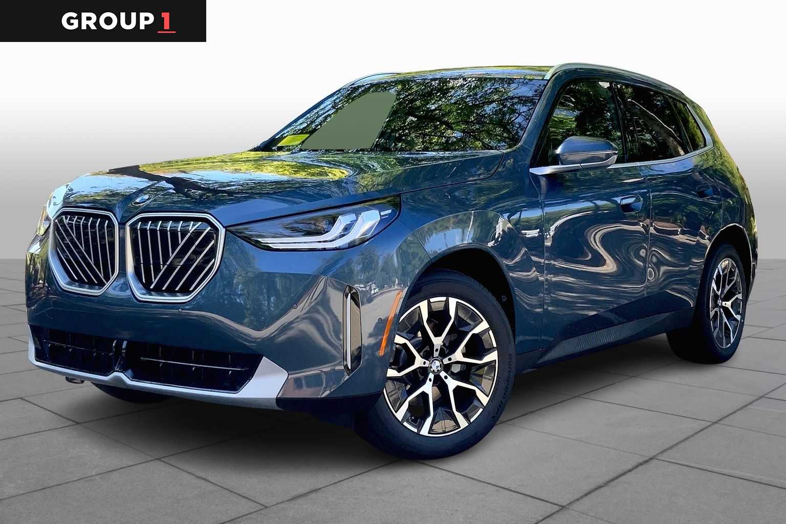 2026 BMW X3 30's photo