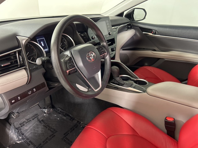 2022 Toyota Camry LE photo 19