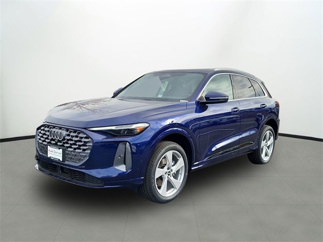 2025 Audi New Q5 Premium Plus's photo