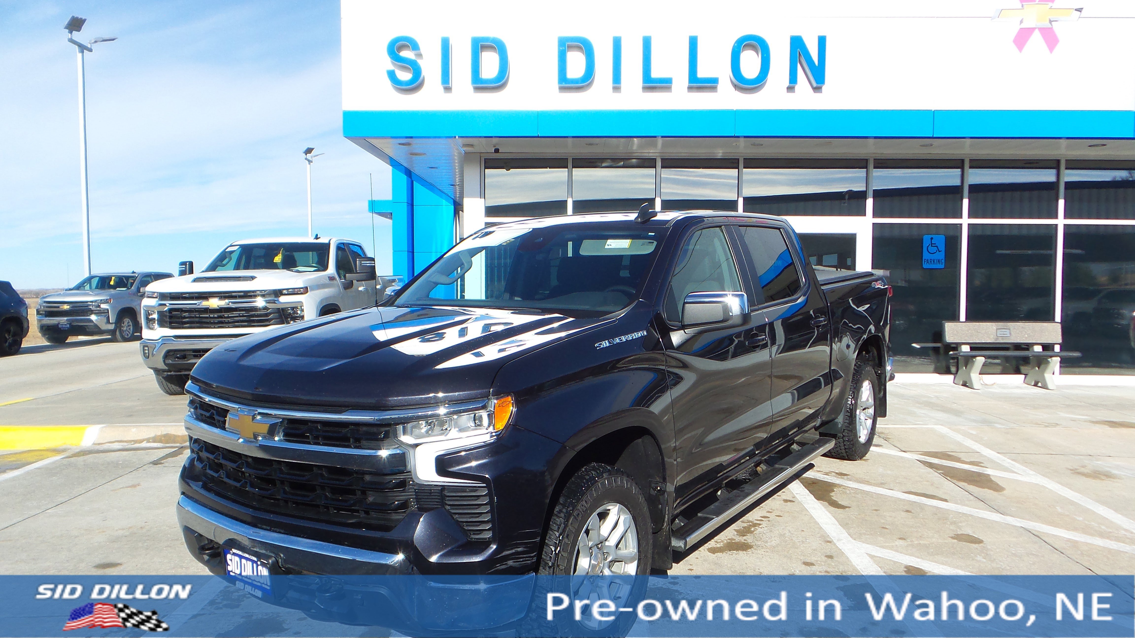 2022 Chevrolet Silverado 1500 LT's photo