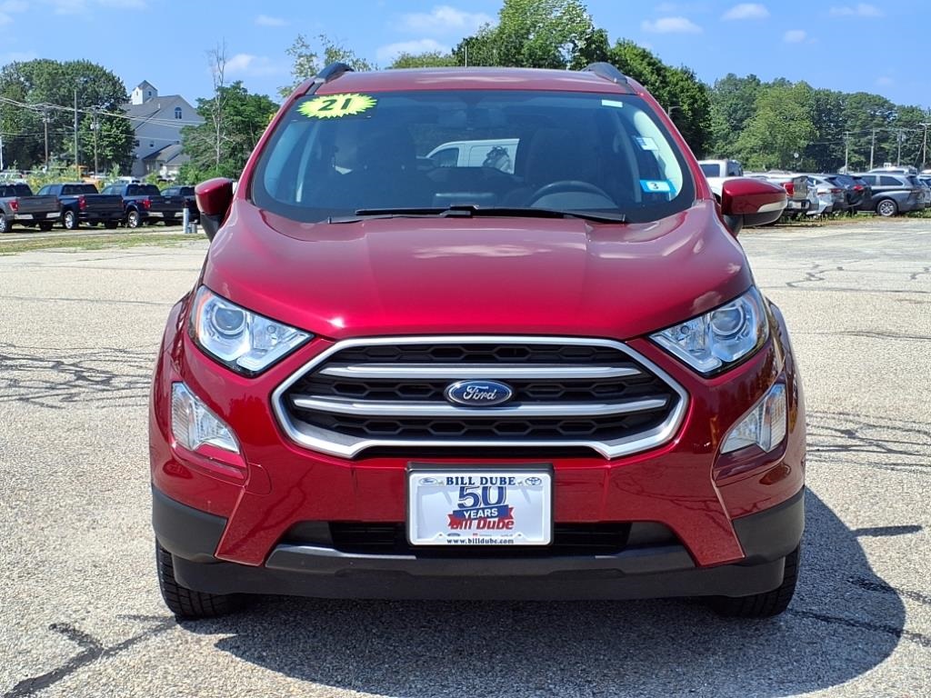 Used 2021 Red Ford SE image 18
