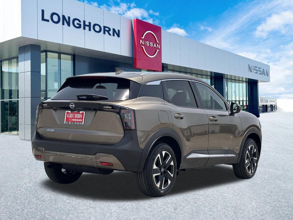2025 Nissan Kicks SV photo 2