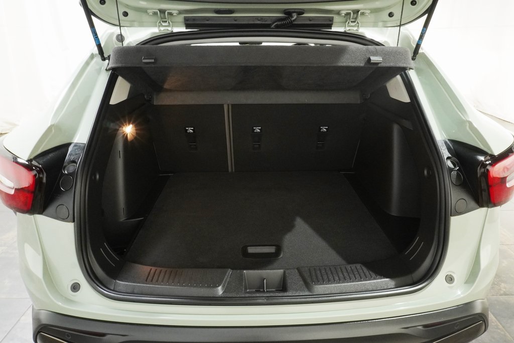 2025 Chevrolet Trax ACTIV photo 2