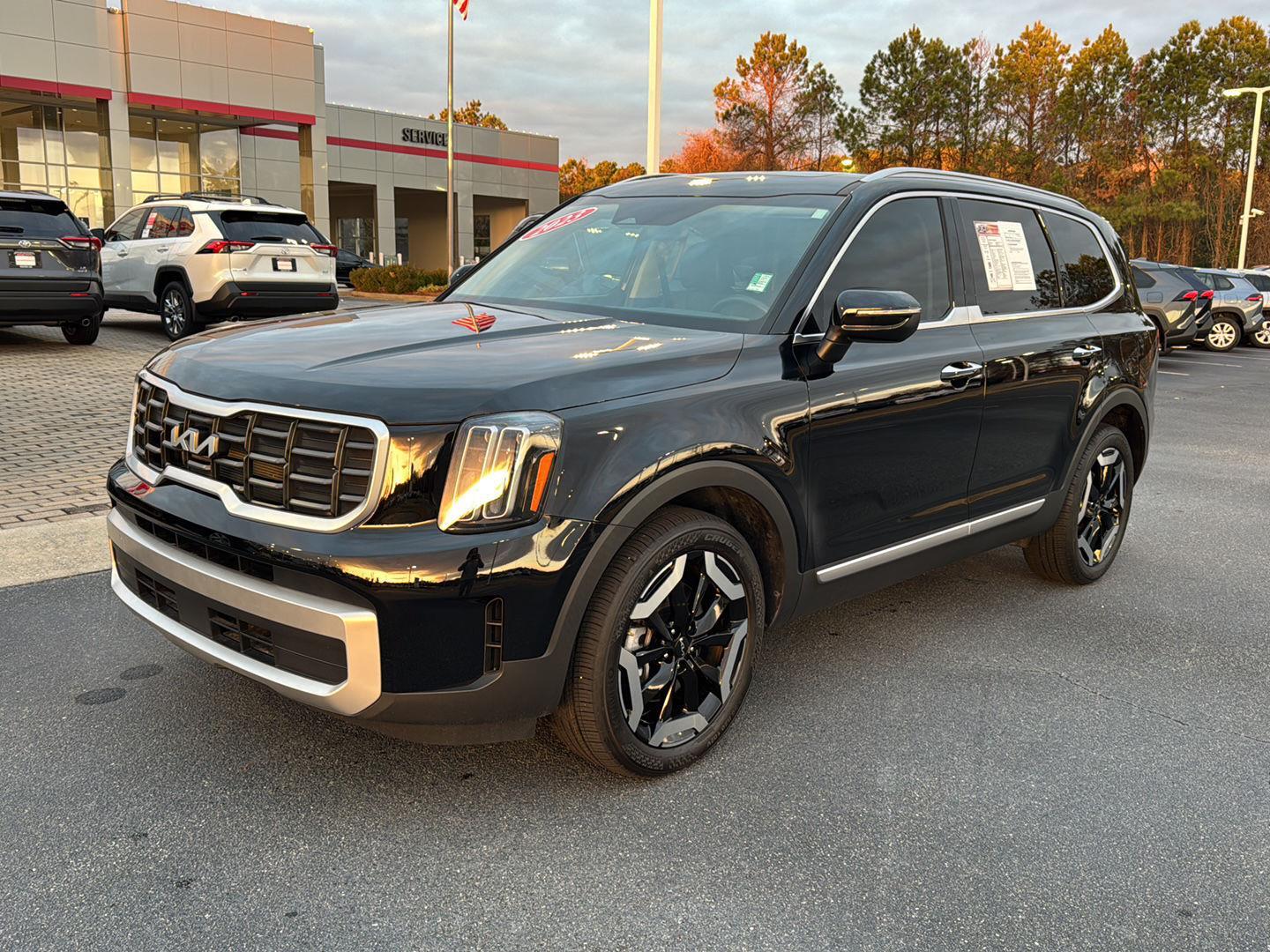 2023 Kia Telluride S's photo