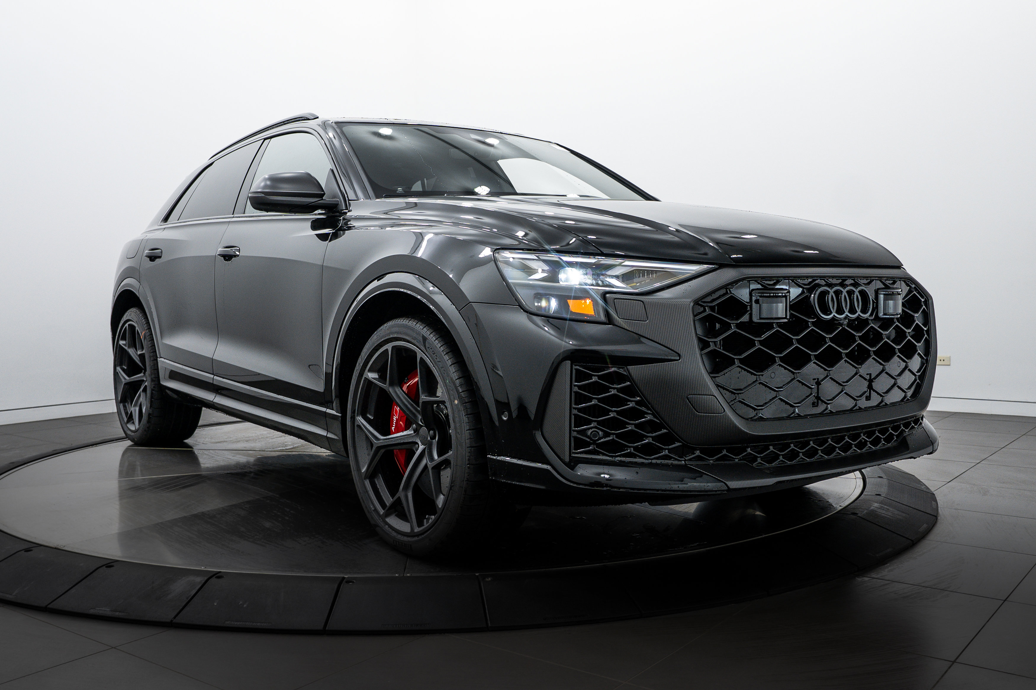 2026 Audi RS Q8 Base's photo