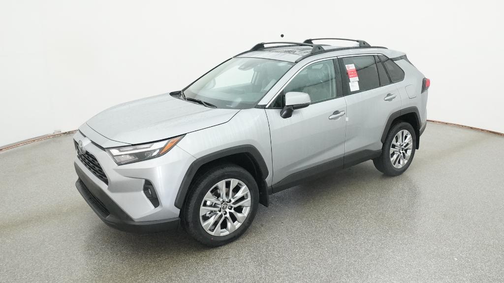 2025 Toyota RAV4 XLE Premium's photo