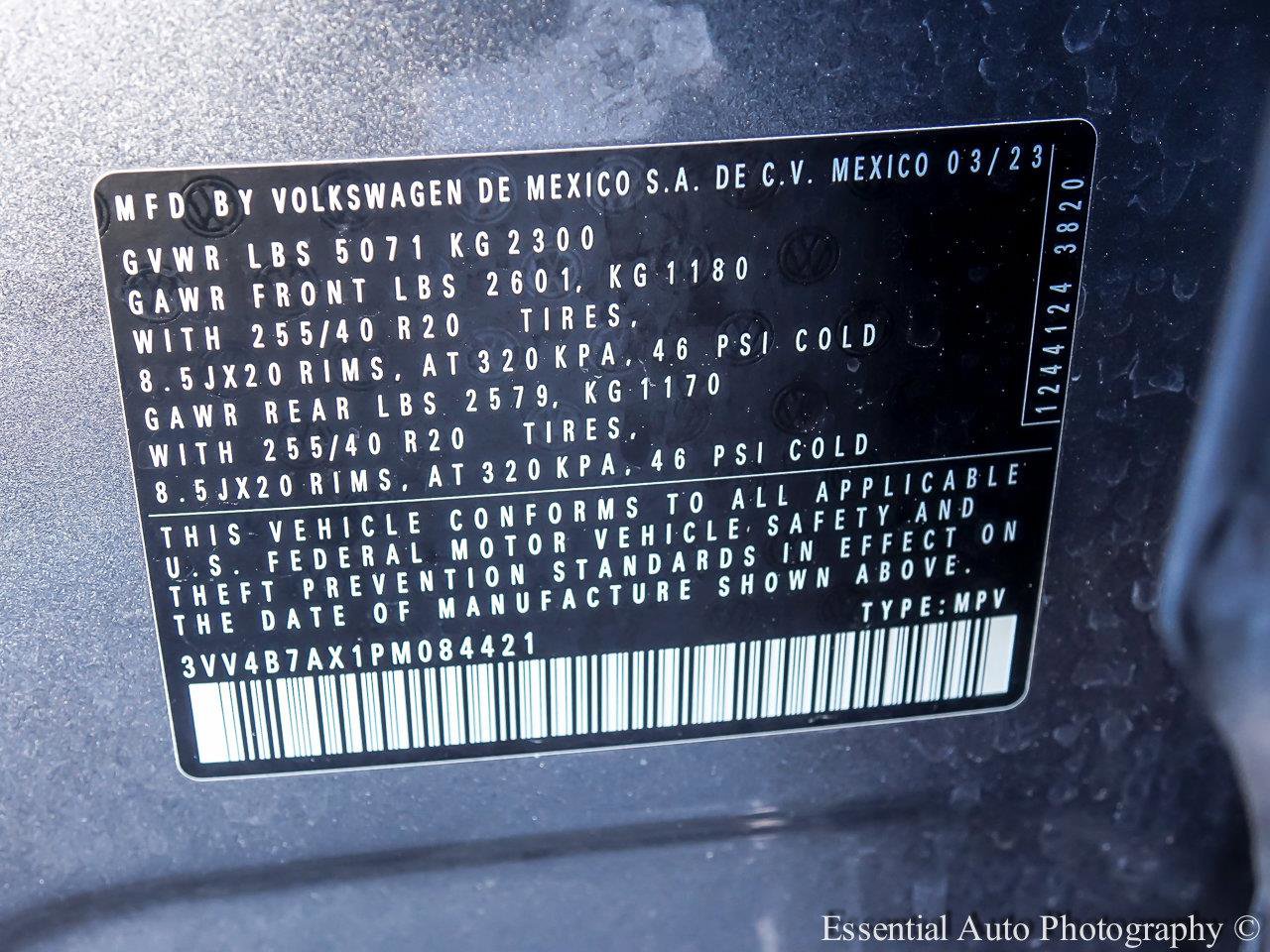 2023 VOLKSWAGEN TIGUAN - Image 27