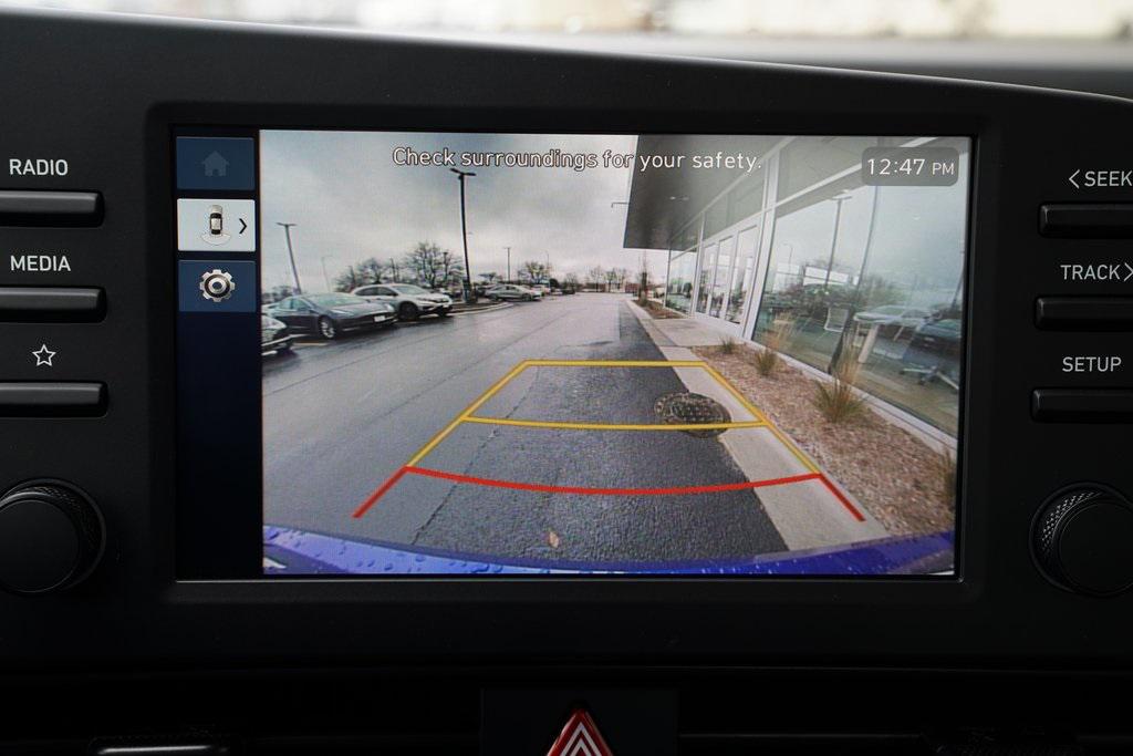 2025 Hyundai Elantra SEL Sport photo 14