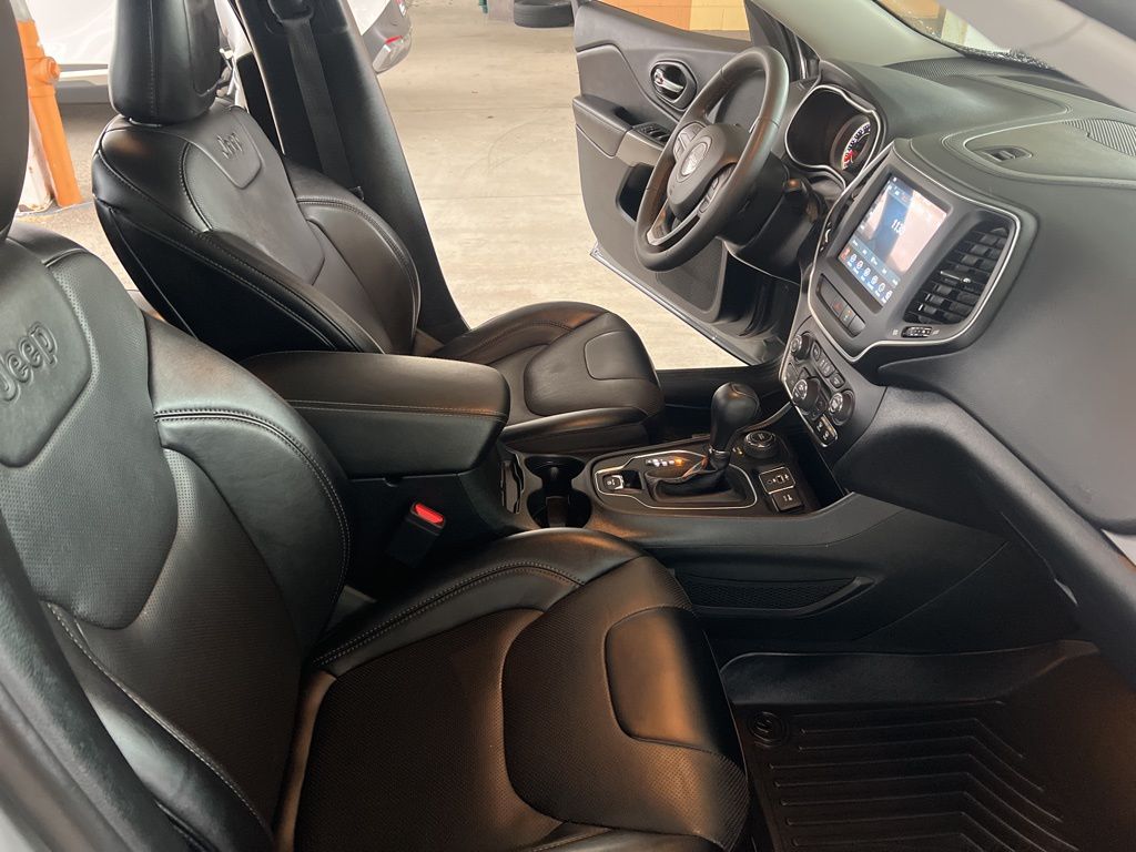 2022 Jeep Cherokee Latitude Lux photo 20