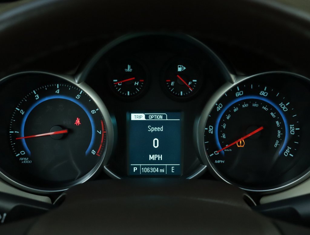 2015 Chevrolet Cruze LT photo 11