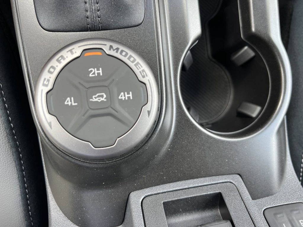 2023 Ford Bronco Outer Banks photo 23
