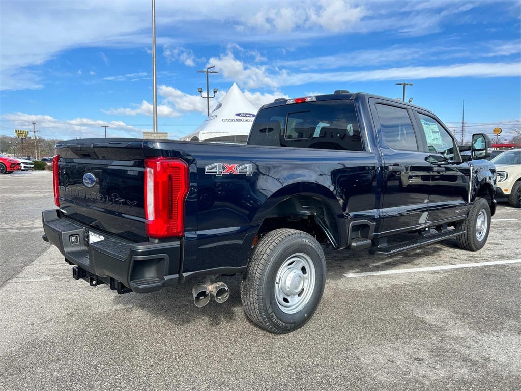 2025 Ford F-250 XL photo 4