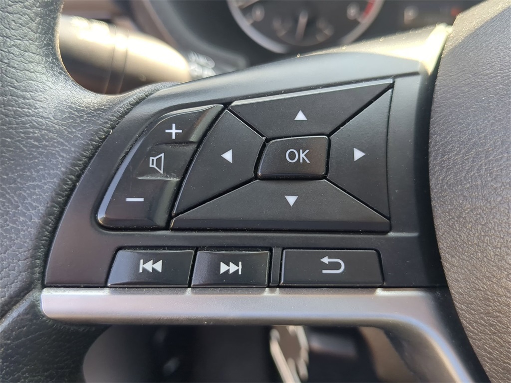 2021 Nissan Sentra S photo 17