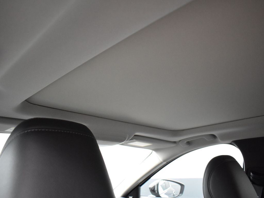 2025 Mazda CX-50 Premium photo 19