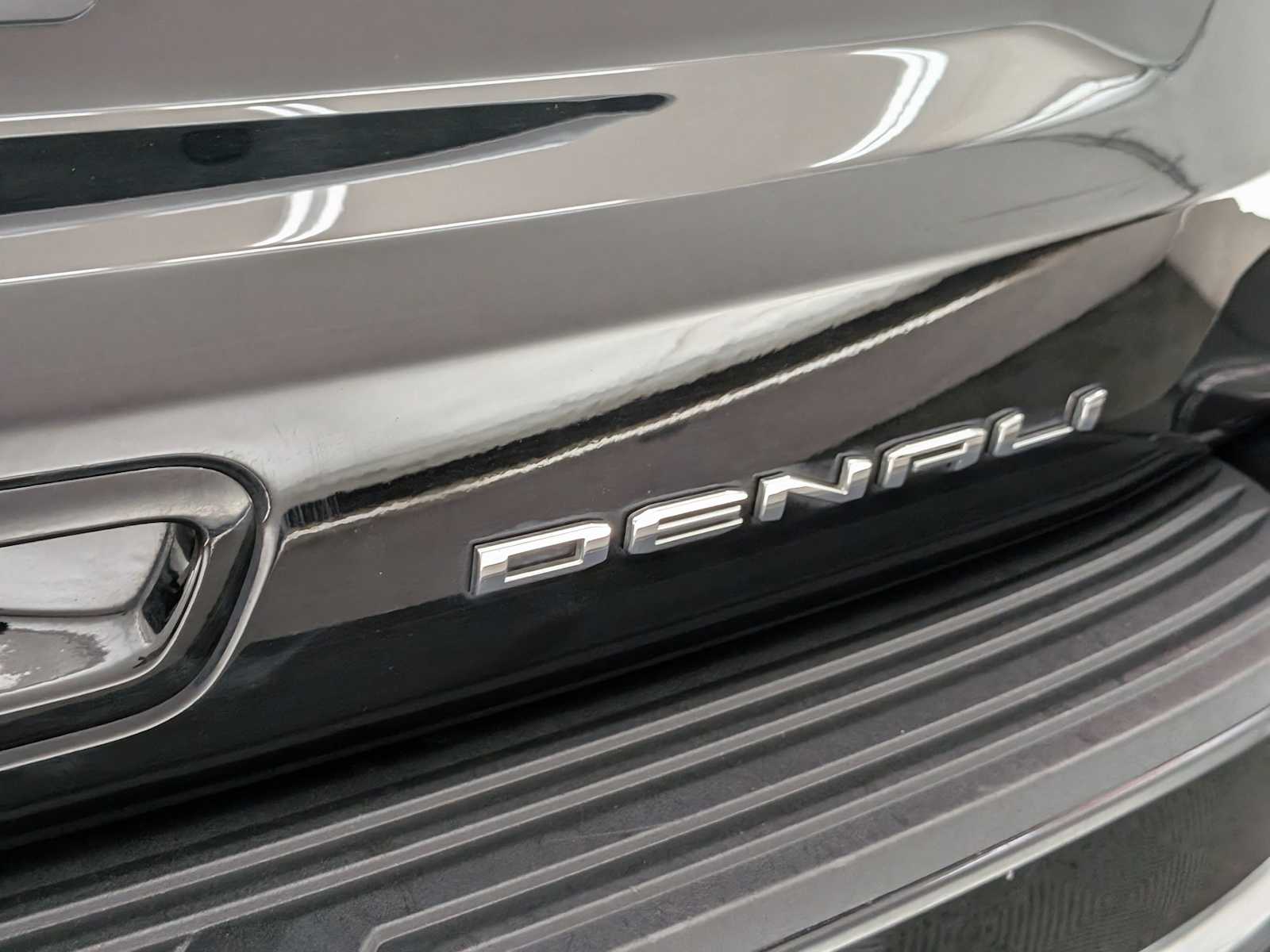 2022 Gmc Yukon Denali photo 11