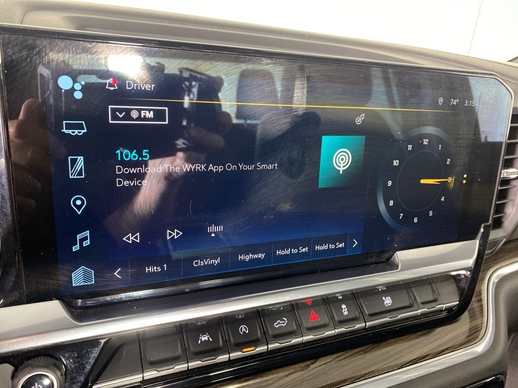2022 Chevrolet Silverado 1500 RST photo 19