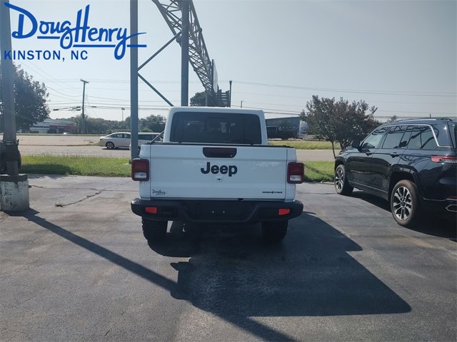 2025 Jeep Gladiator Sport photo 16
