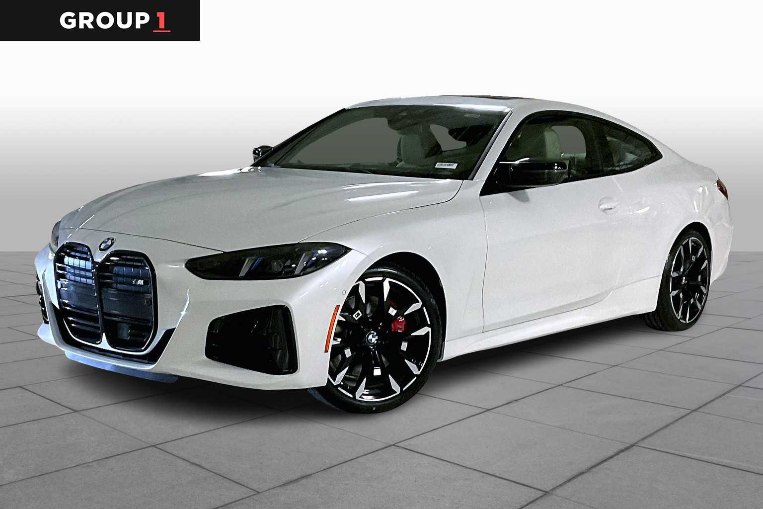 2026 BMW 4 Series M440i's photo