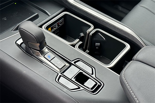 2025 Lexus TX 500h F SPORT Premium photo 17