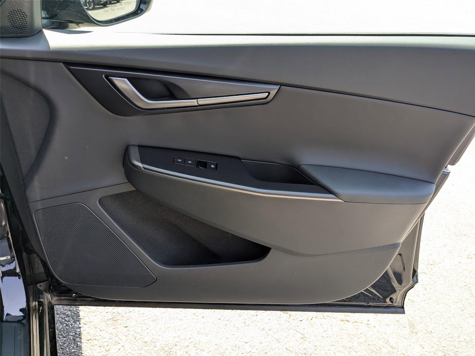 2025 Kia EV6 Wind photo 30