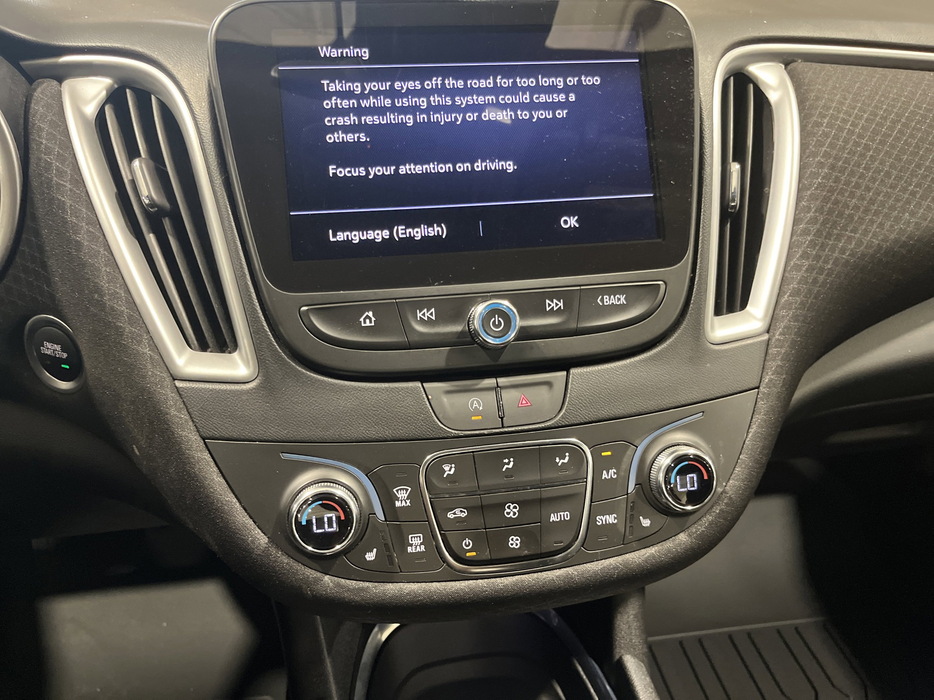 2023 Chevrolet Malibu 1LT photo 21