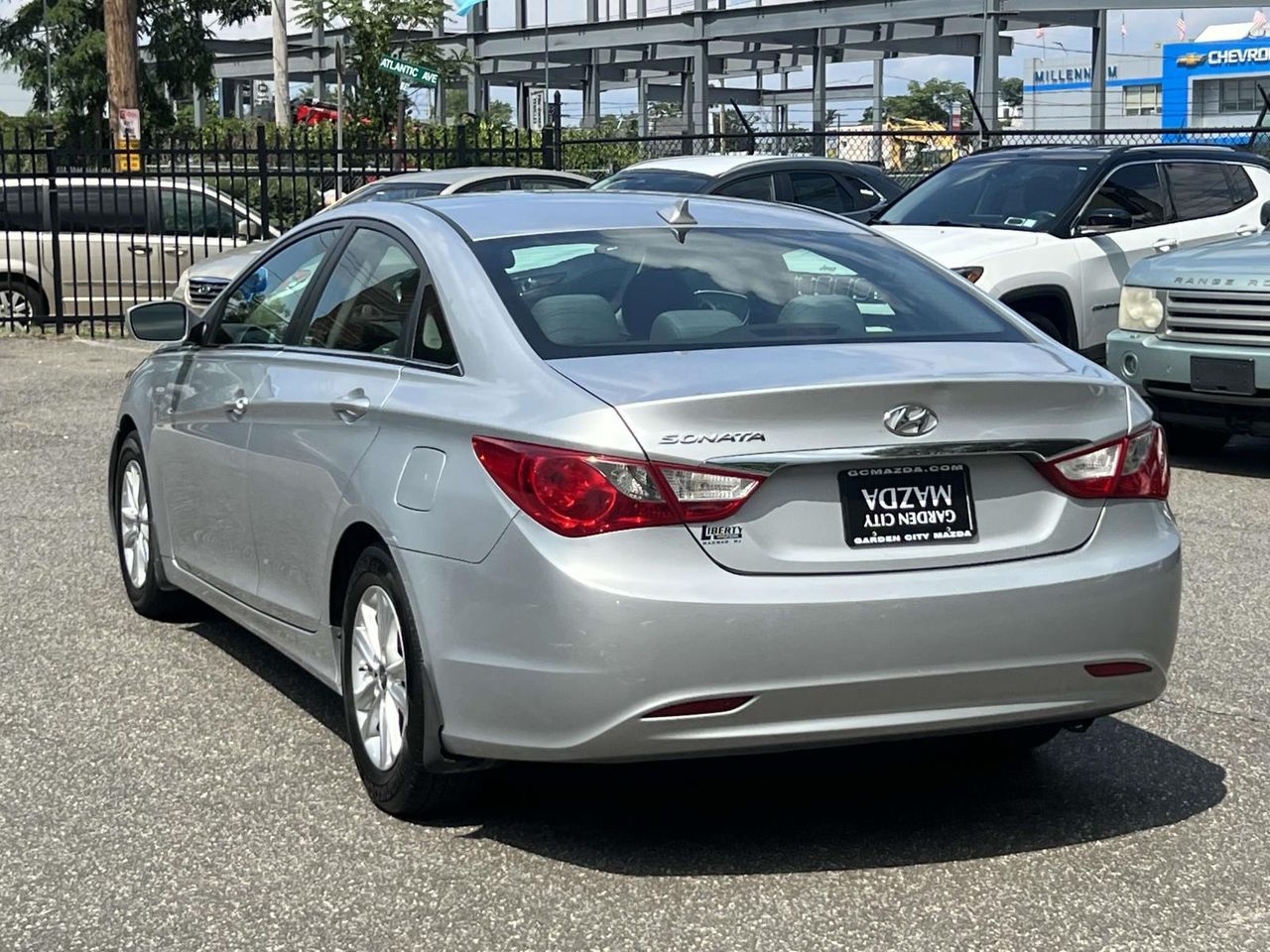 2013 Hyundai Sonata GLS photo 3