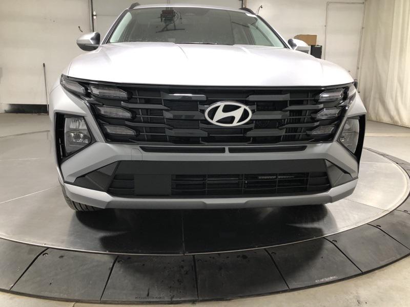 2026 Hyundai Tucson Hybrid SEL photo 2