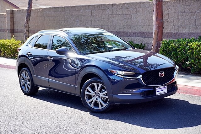 2024 Mazda CX-30 2.5 S Preferred photo 2