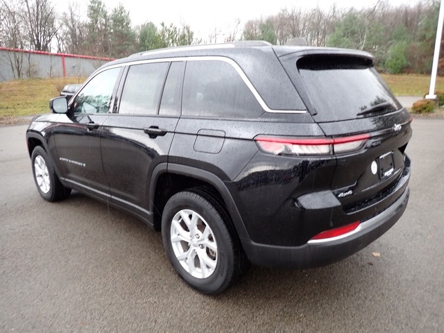 2023 Jeep Grand Cherokee Limited photo 3
