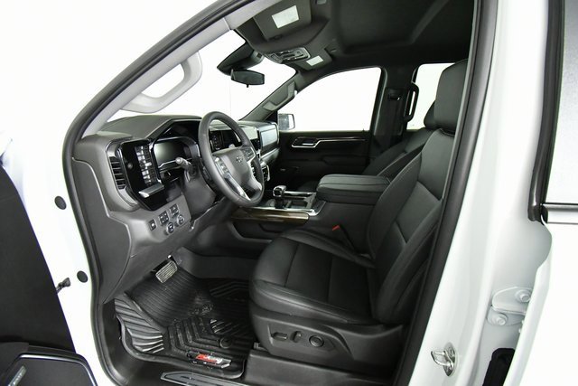 2025 Chevrolet Silverado 1500 LT Trail Boss High Country photo 4