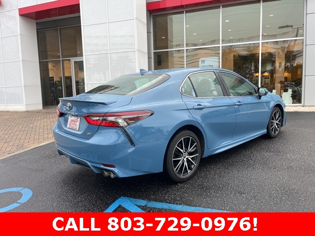 2023 Toyota Camry SE photo 2
