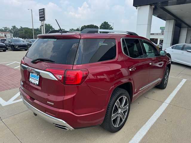 2019 Gmc Acadia Denali photo 2