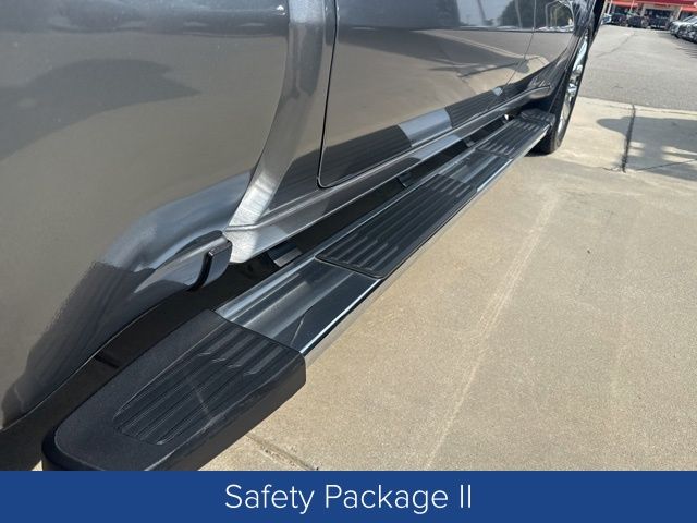 2019 Chevrolet Silverado 1500 LTZ photo 23