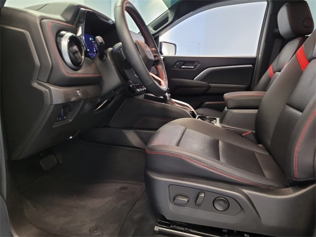 2023 Chevrolet Colorado Z71 photo 4