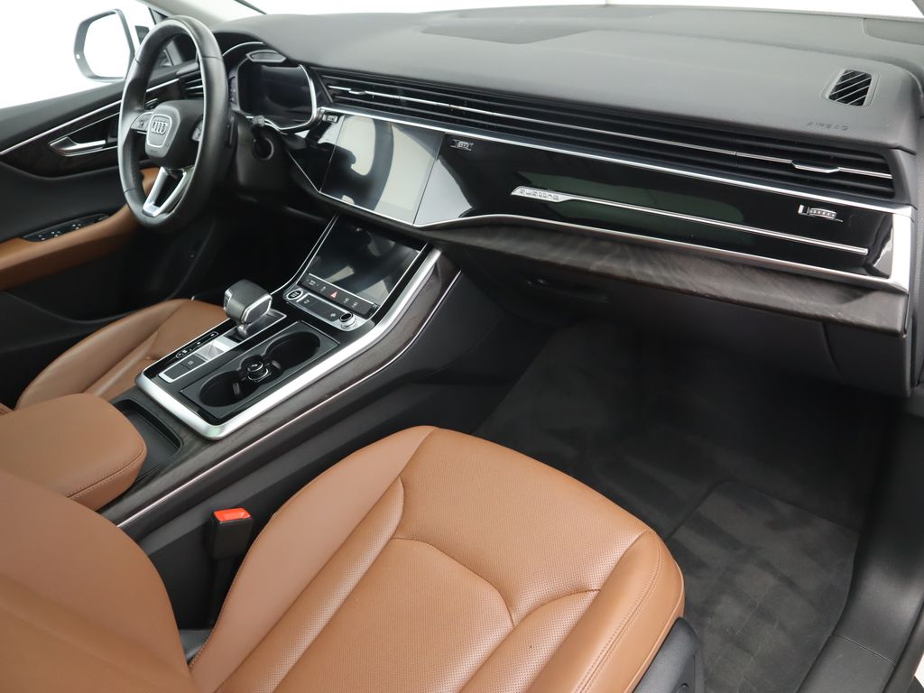 2022 Audi Q8 55 Premium Plus photo 18