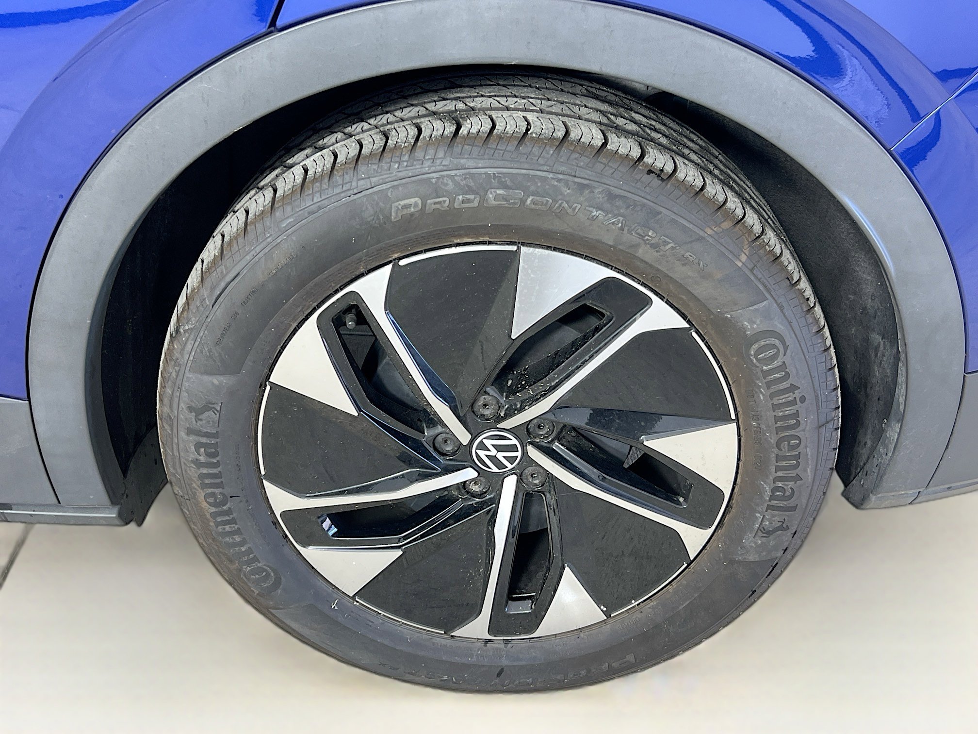 2021 Volkswagen ID.4 Pro S photo 28