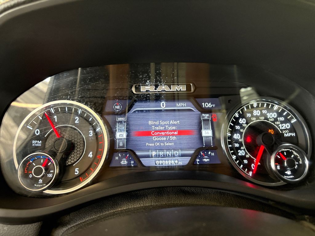 2024 Ram 2500 Laramie photo 10